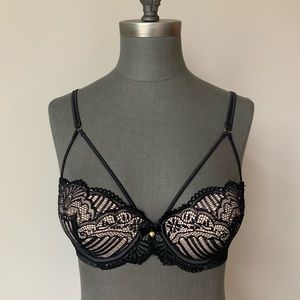 Black Strappy Lace Bra NWOT